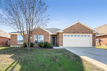 927 Remington Ranch Rd Mansfield, TX 76063